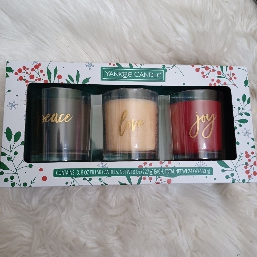 Yankee Candle Peace, Love, & Joy Gift Set